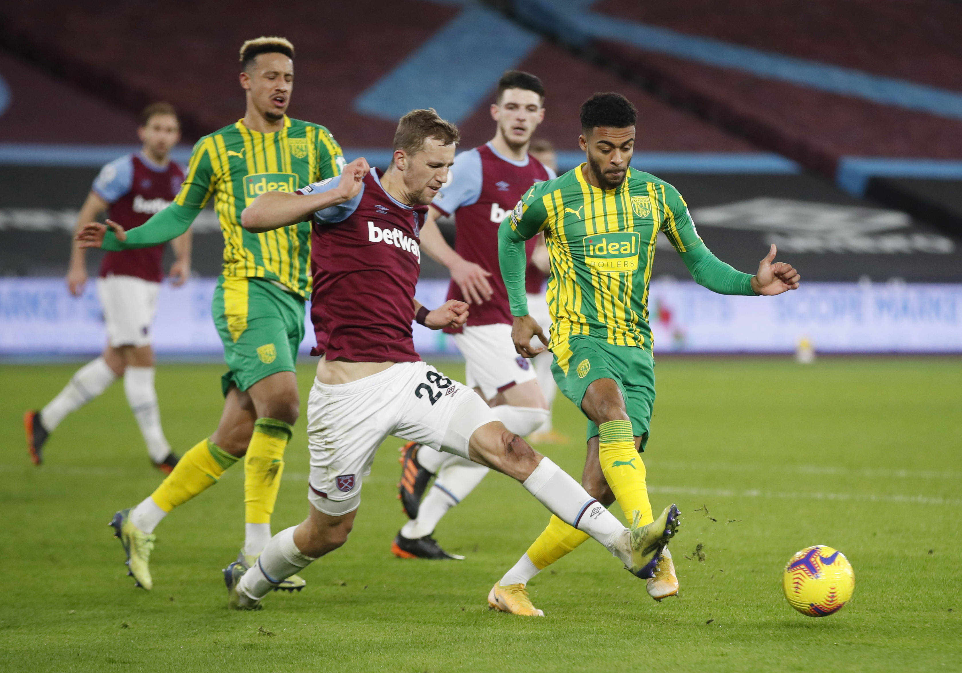 再一次彰显 再一次彰显